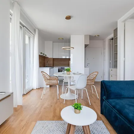 شقة Enmari - Stylish Flat Near Center زادار