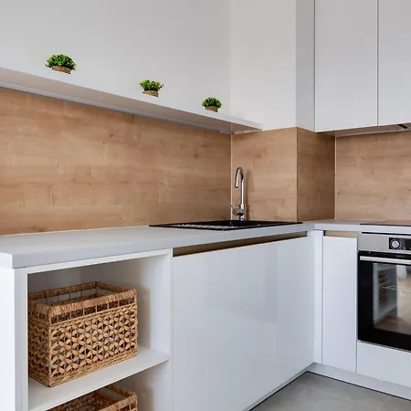 Enmari - Stylish Flat Near Center * زادار