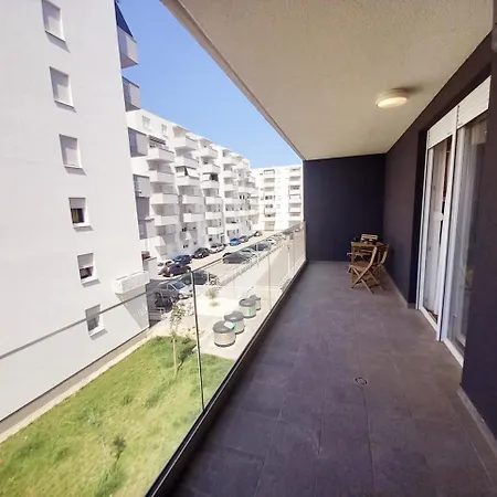 Enmari - Stylish Flat Near Center