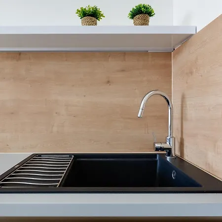 Enmari - Stylish Flat Near Center 아파트 자다르