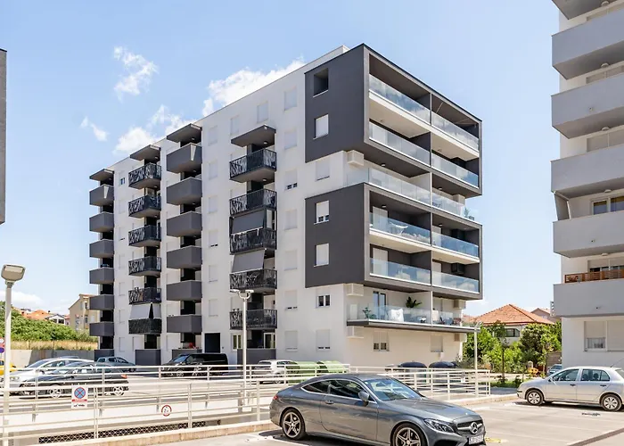 Enmari - Stylish Flat Near Center Zadar